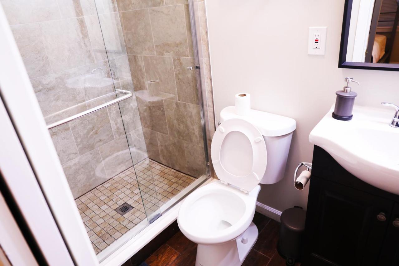 Duo Housing (Adults Only) Hostel Ουάσινγκτον Εξωτερικό φωτογραφία